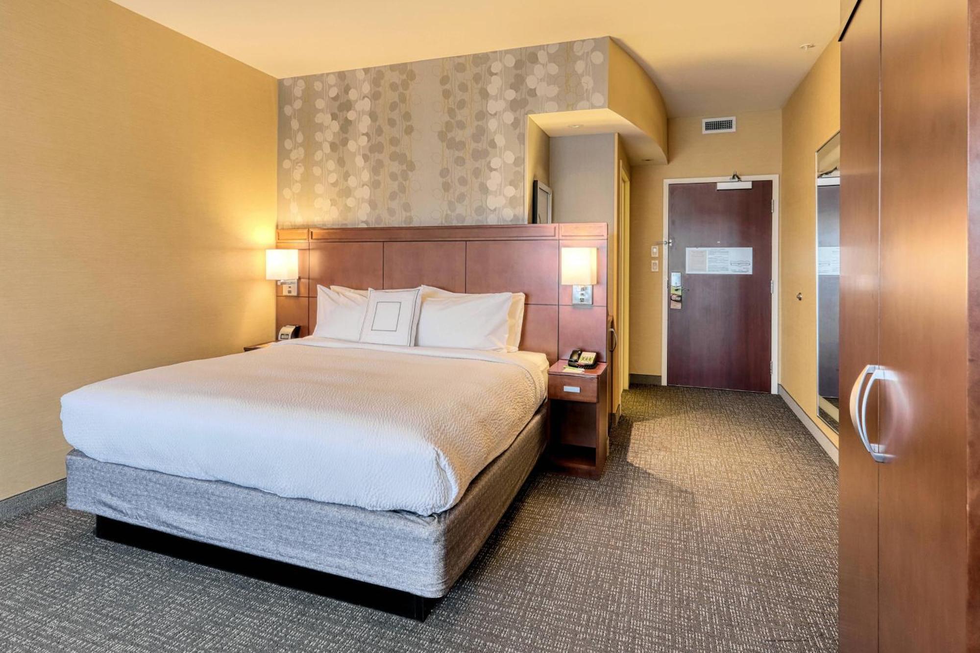 Courtyard By Marriott York Hotel Exterior foto