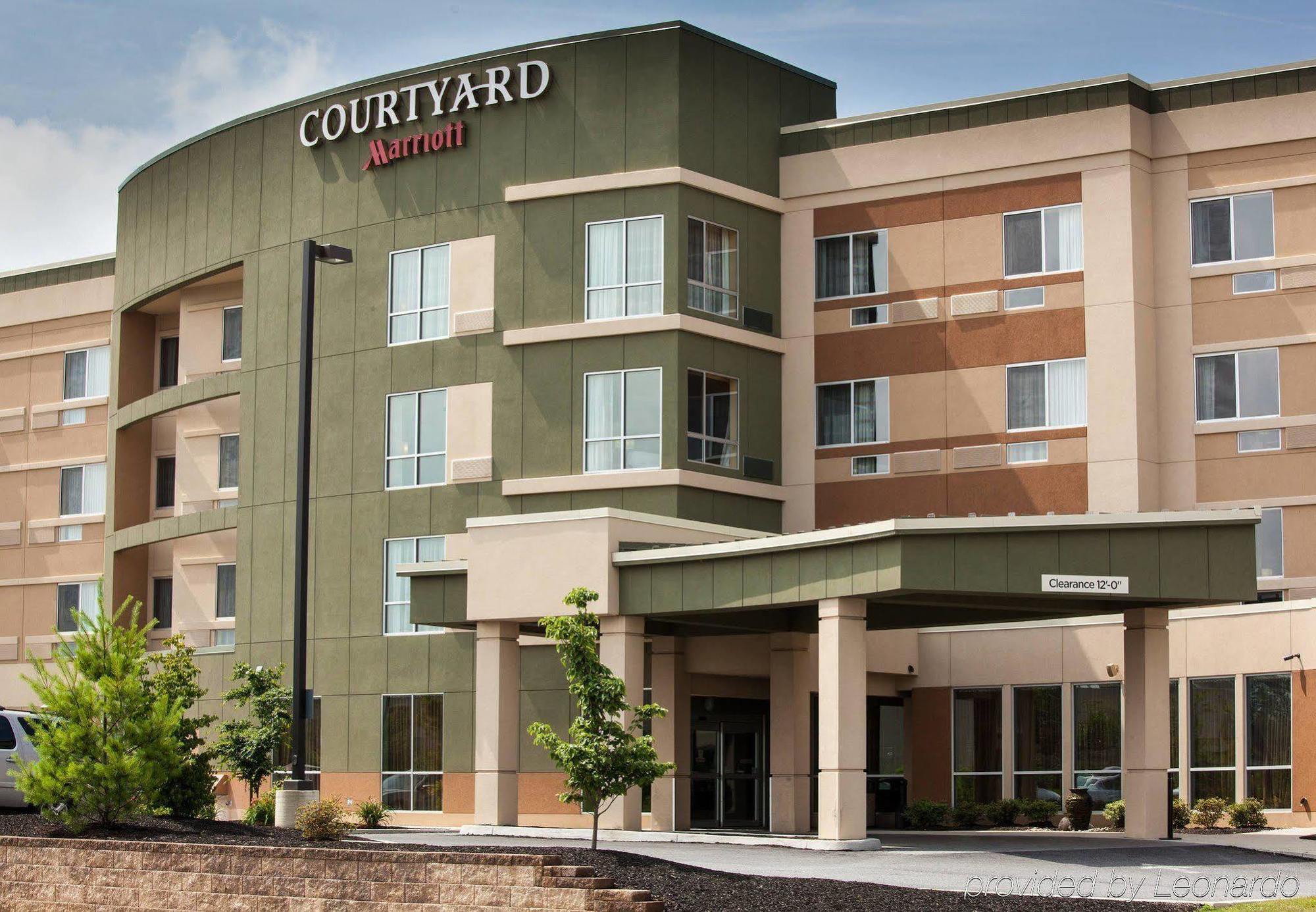 Courtyard By Marriott York Hotel Exterior foto